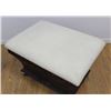 Image 2 : Victorian Parcel-Gilt Sponge-Painted Bench