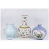 Image 2 : 3 Chinese Porcelain Vases