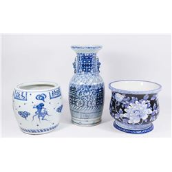 Grouping 3 Blue & White Porcelain Chinese Items