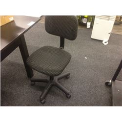 BLACK PATTERNED TASK CHAIR