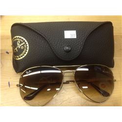 RAY BAN SUN GLASSES IN CASE