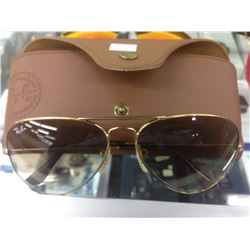 RAY BAN SUNGLASSES IN CASE