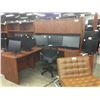 Image 2 : CHERRY 6' X 6' CORNER COMPUTER DESK WITH HUTCH