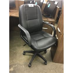 BLACK LEATHER HIGH BACK EXECUTIVE CHAIR