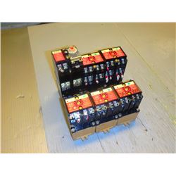 ALLEN BRADLEY (6) MISC. Safety Relays