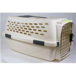 SMALL PET CARRIER