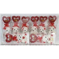 VALENTINES TEDDY BEARS. 8 PER FLAT