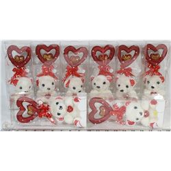 VALENTINES TEDDY BEARS. 8 PER FLAT