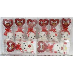VALENTINES TEDDY BEARS. 8 PER FLAT