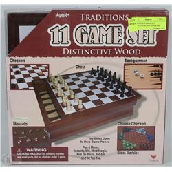 TRADITIONS II GAME SET DISTINCTIVE WOOD CHECKERS