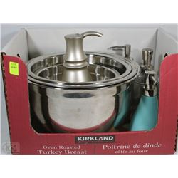 BOX WITH STAINLESS STEEL BOWLS , LOTION DISPENSERS
