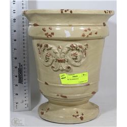 CERAMIC FLOWER POT
