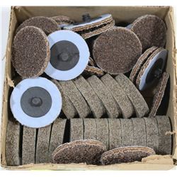 BOX OF 3M SANDING DISCS