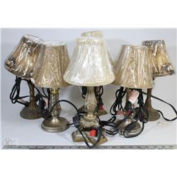 TRAY WITH 3 SETS OF 2 MATCHING MINI LAMPS