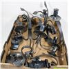 Image 1 : FLAT OF CANDLE HOLDERS