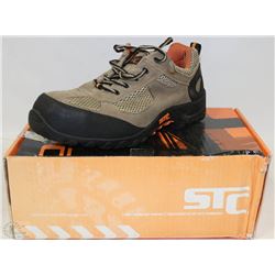 STEEL TOE WORK SHOES SIZE 9