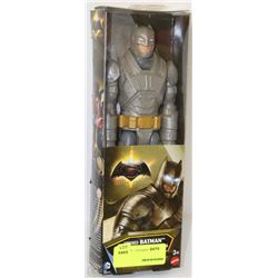 BATMAN ACTION FIGURE