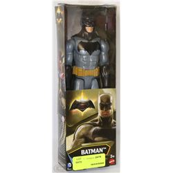 BATMAN ACTION FIGURE
