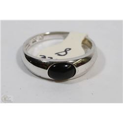 925 STERLING SILVER RING SIZE 8 ONYX STONE
