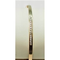 #10-14KT Y&W GOLD BANGLE STYLE DIAMOND BRACELET