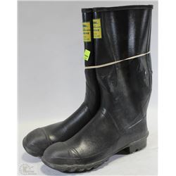ACTON CANADA STEEL TOE RUBBER BOOTS SIZE 11