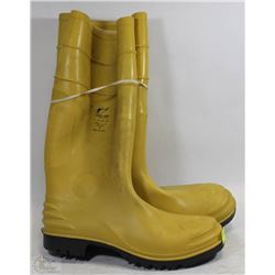 ONGUARD RUBBER BOOTS SIZE 11