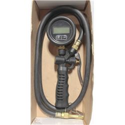TOPRING CLIP-ON CHUCK DIGITAL INFLATION GAUGE