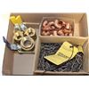 Image 1 : BOX WITH ELBOW CONNECTORS, ON/OFF VALVES AND CHAIN