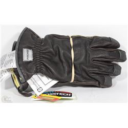 PAIR OF CROSSTECH XL FIRE FIGHTING GLOVES SB02274A