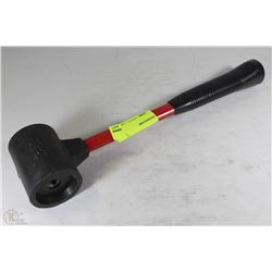 EXCHANGABLE HEAD DEAD BLOW HAMMER