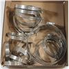 Image 1 : BOX OF ASSORTED PIPE CLAMPS