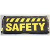 Image 1 : ROLL OF SAFETY INDUSTRIAL MATTING