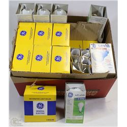 BOX OF ASSORTED LIGHT BULBS