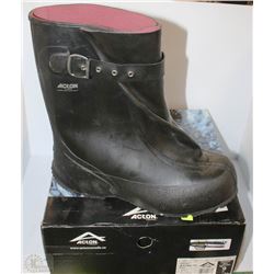 ACTON SIZE 9 RUBBER BOOTS