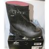 Image 1 : ACTON SIZE 9 RUBBER BOOTS