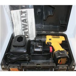 DEWALT 3/8" CORDLESS DRILL/DRIVERS IN CASE DW926