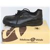 Image 1 : MELLOW WALK SLIP RESISTANT WORK SHOES SIZE 9
