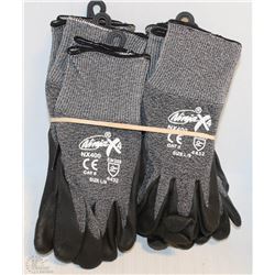 LOT OF NINJAX4 SYNTHETIC SERIES LARGE GLOVES