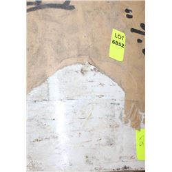 ROLL OF COMMERCIAL OFF WHITE COLOR LINO UNKNOWN