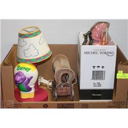 BOX OF COLLECTIBLES INCL BARNEY LAMP, VINTAGE