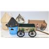 Image 1 : BOX OF BIRDHOUSES AND MORE