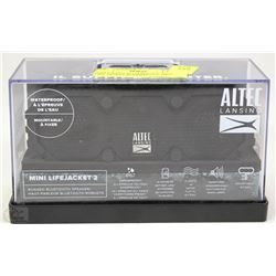 JUST LISTEN WATERPROOF MINI LIFE JACKET RUGGED