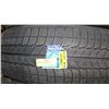 Image 1 : MICHELIN TIRE 225/60R17