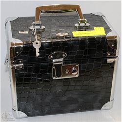 NEW LARGE BLACK 2-TONE COSMETIC/