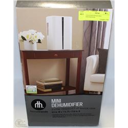HOMETRENDS MINI DEHUMIDIFIER