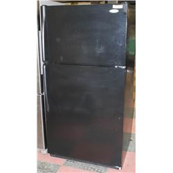 WHIRLPOOL FRIDGE APARTMENT SIZE