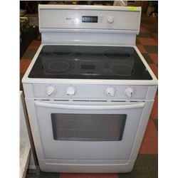 WHITE BOSCH 30" CONVECTION 4 BURNER STOVE WITH