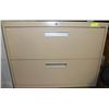 Image 1 : 2 DRAWER LATERAL FILING CABINET