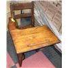 Image 1 : ANTIQUE WOOD SCHOOL DESK