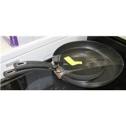 LOT OF 2 FRYPANS